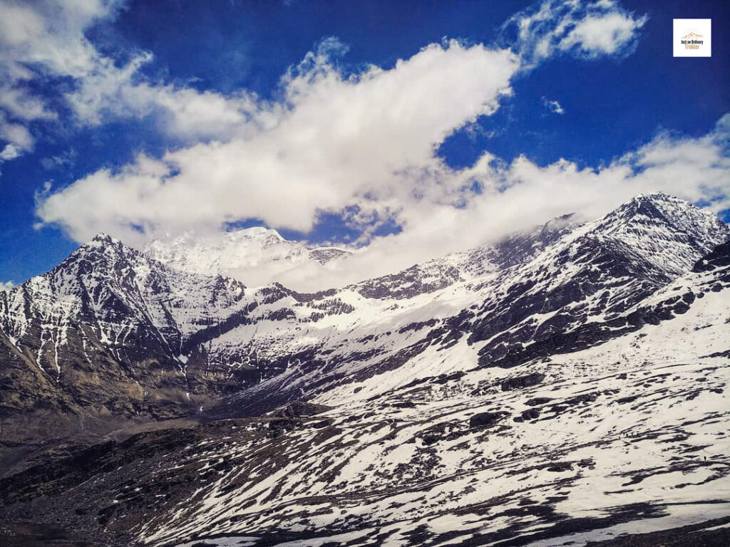 The beautiful view from Bhagwabasa and around in the Roopkund Trek!