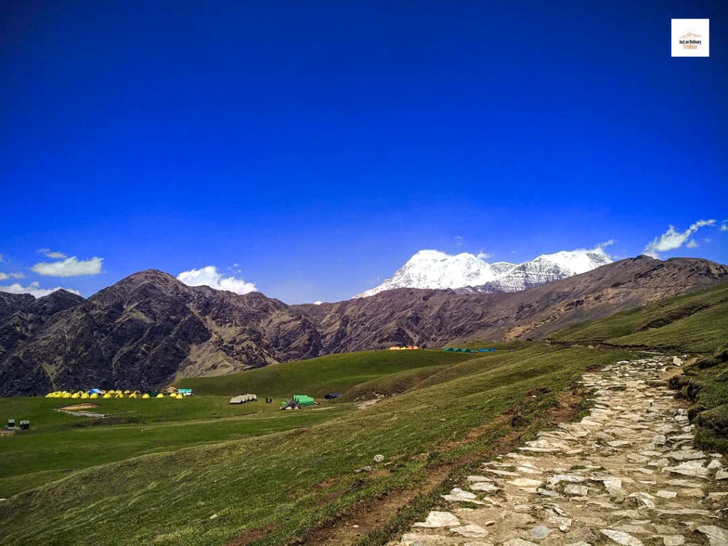 A final look back at the Bedni Bugyal camp before moving on to Wan during the Roopkund Trek!